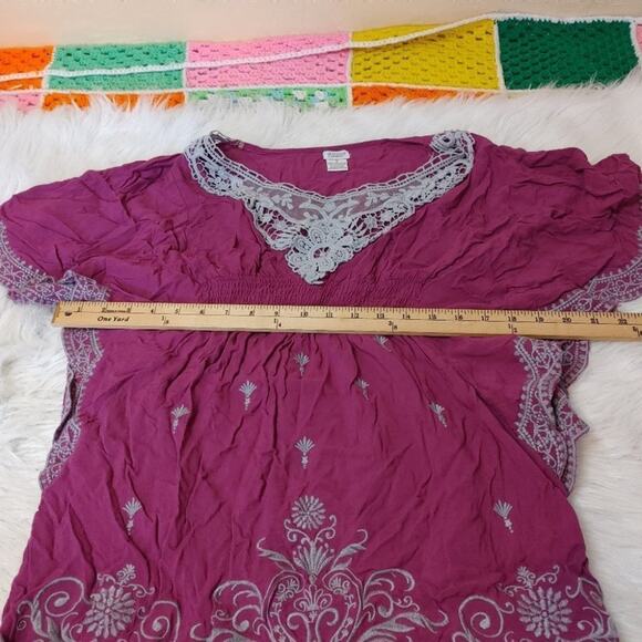 Charming Charlie Size Small Purple Grey Gray Blouse Embroidered Flowy Chic Boho - Picture 13 of 14